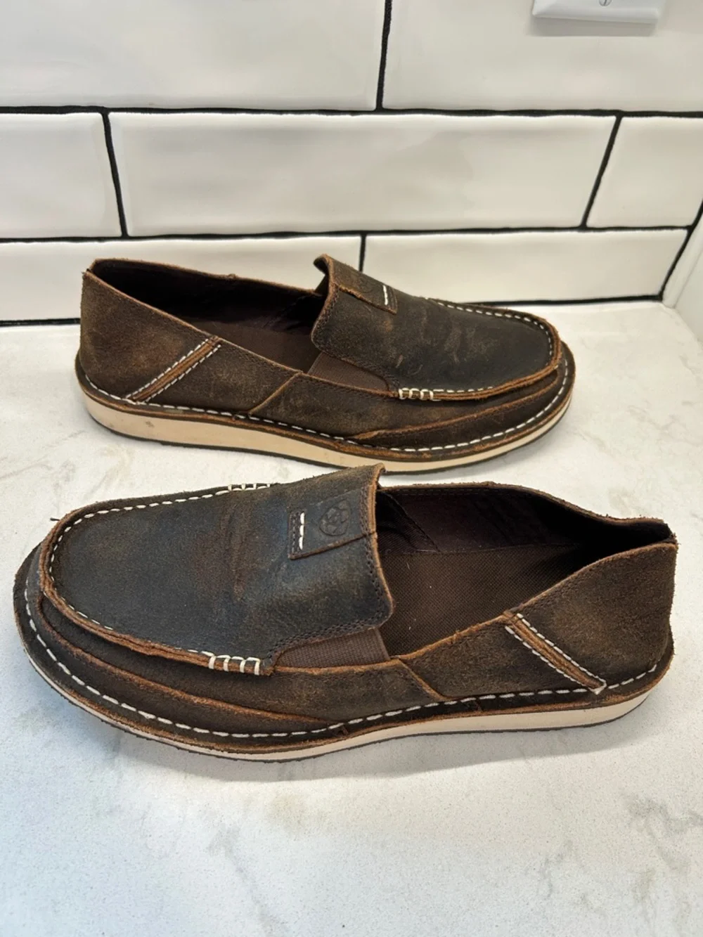 Ariat men rough